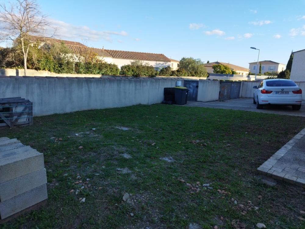 Un jardin méditerranéen dès l'entrée de votre maison